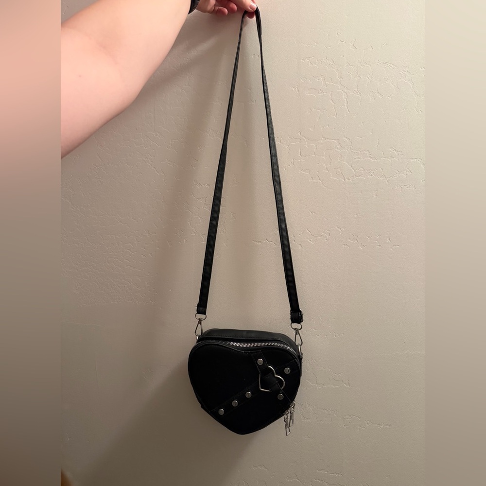 Black Heart-Shaped Crossbody Bag
